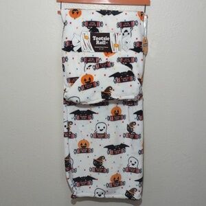 NWT Tootsie Roll Pumpkin, Cat, Bat, Ghost Hooded Plush Throw Halloween 50x60in